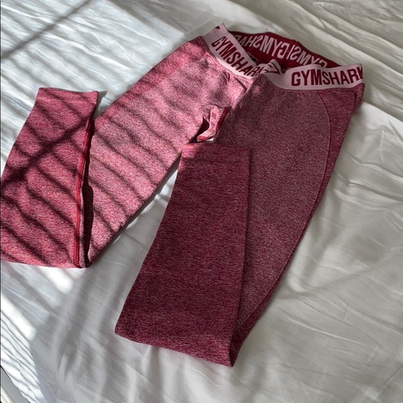 gymshark leggings size small. dark pink